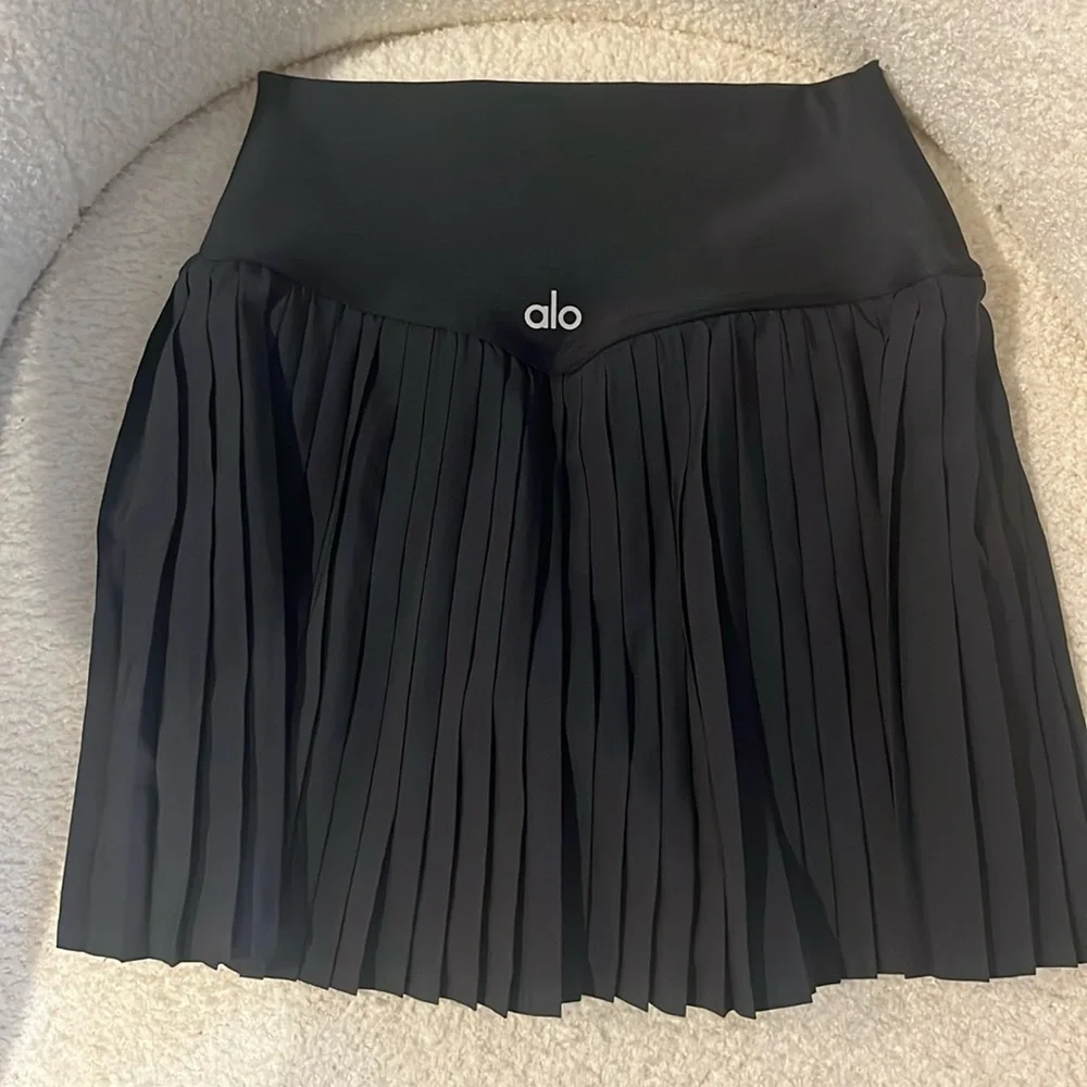 ALO YOGA Grand Slam pleated tennis skirt